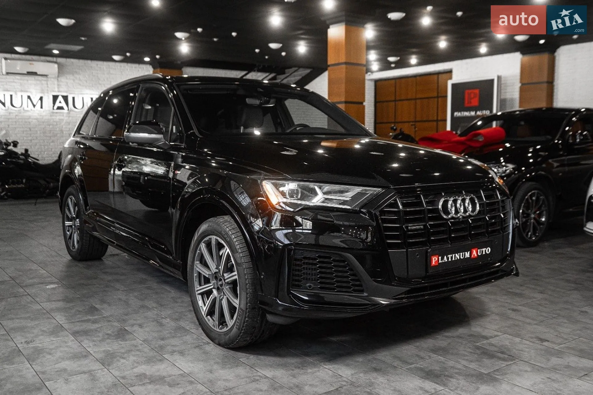 Audi Q7 2021 VIN WA1MXAF78MD040634 фото оголошення 5 з 8