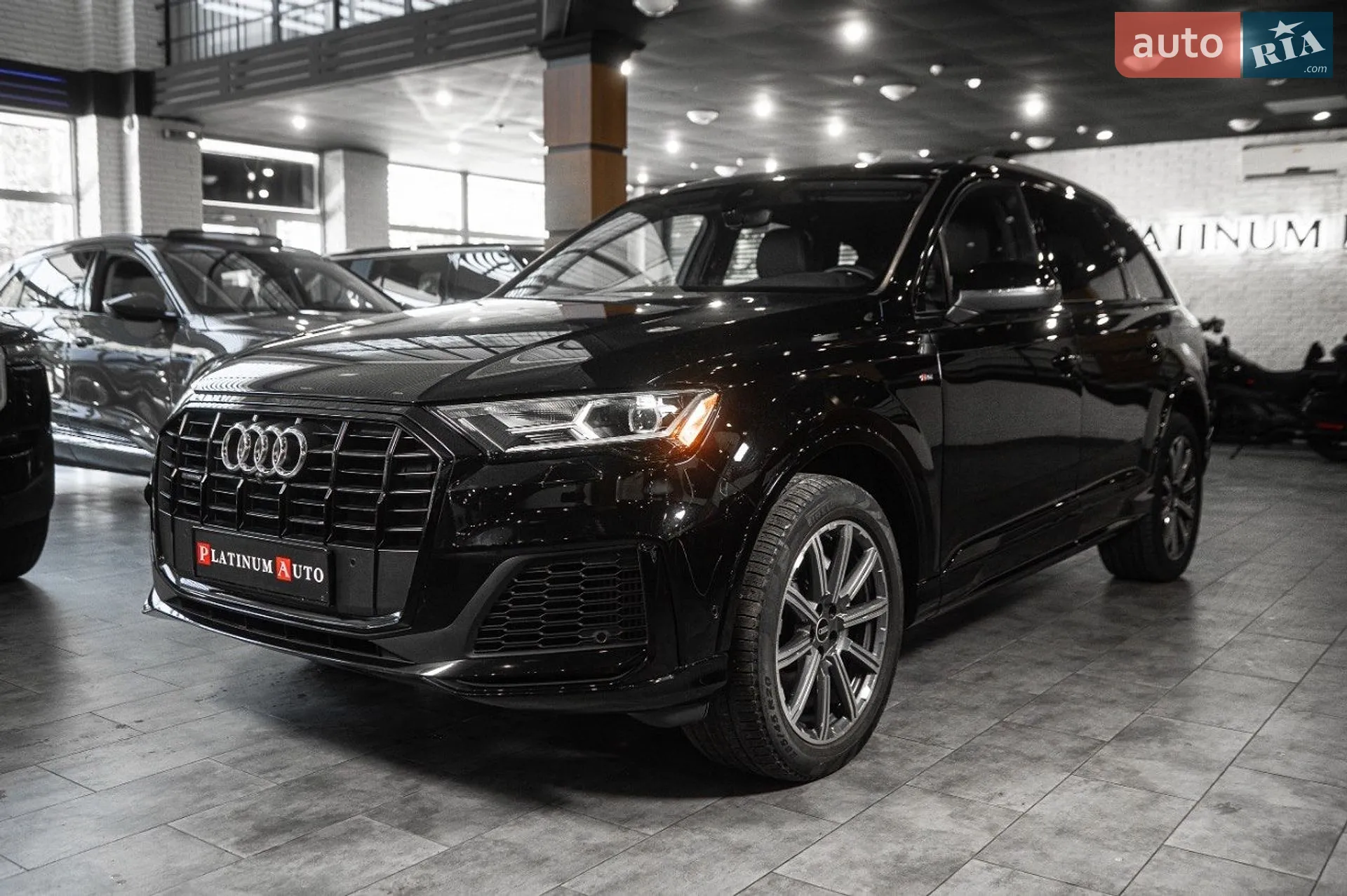 Audi Q7 2021 VIN WA1MXAF78MD040634 фото оголошення 4 з 8