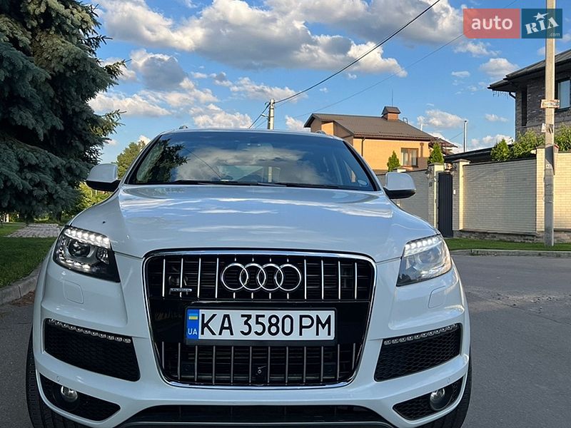Внедорожник / Кроссовер Audi Q7 2015 в Софиевской Борщаговке
