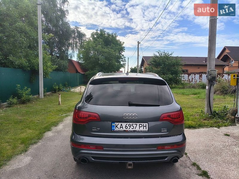 Внедорожник / Кроссовер Audi Q7 2015 в Киеве