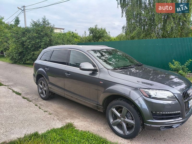 Внедорожник / Кроссовер Audi Q7 2015 в Киеве