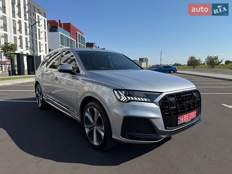 Внедорожник / Кроссовер Audi Q7 2020 в Ровно