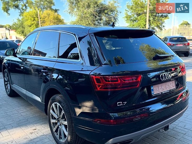 Внедорожник / Кроссовер Audi Q7 2016 в Брюховичах