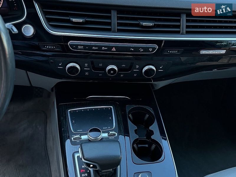 Внедорожник / Кроссовер Audi Q7 2016 в Брюховичах