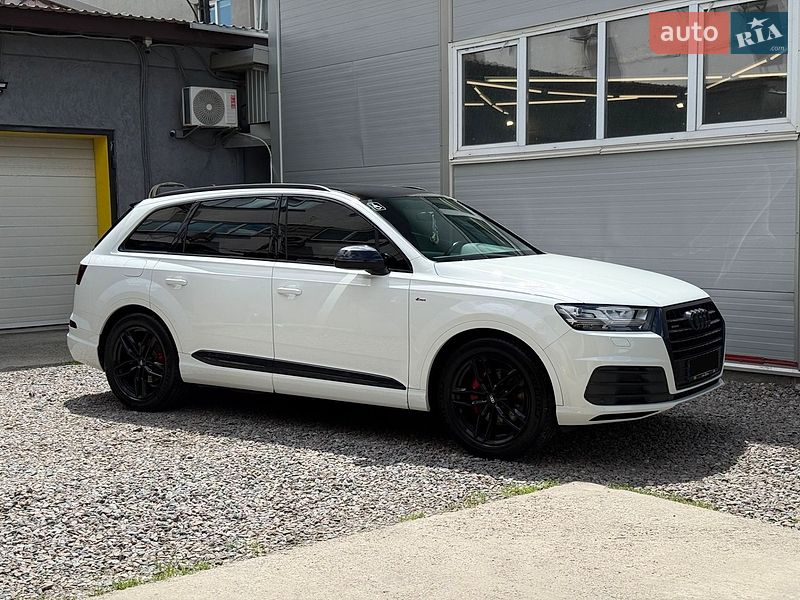 Audi Q7 2016