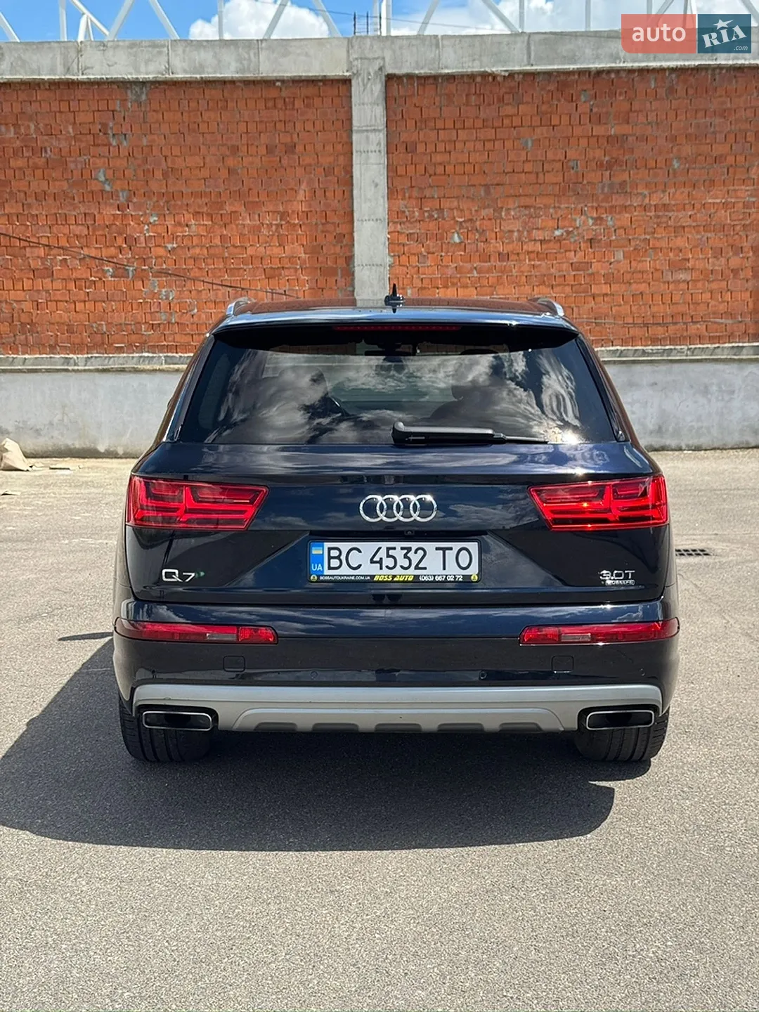 Audi Q7 2016 VIN WA1LAAF78HD021651 фото оголошення 11 з 52