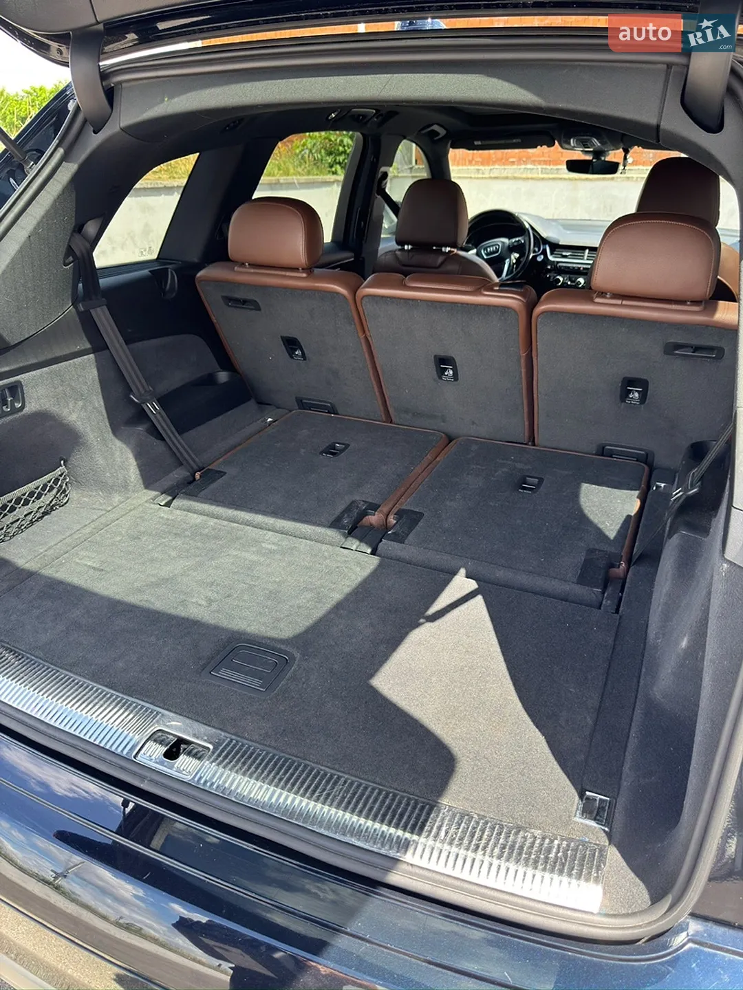 Audi Q7 2016 VIN WA1LAAF78HD021651 фото оголошення 15 з 52