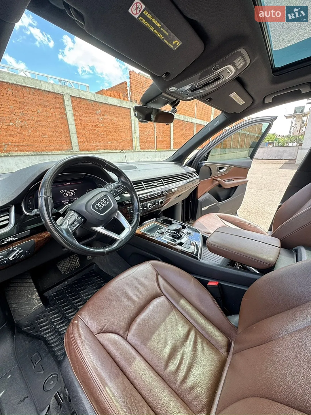 Audi Q7 2016 VIN WA1LAAF78HD021651 фото оголошення 23 з 52