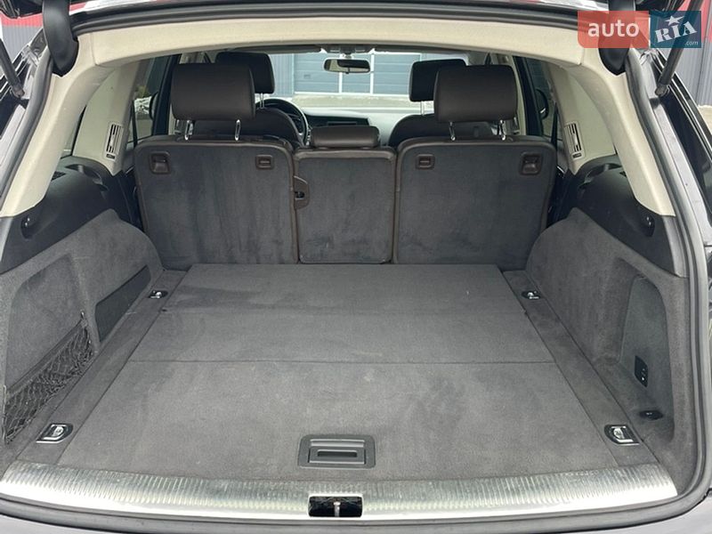 Внедорожник / Кроссовер Audi Q7 2006 в Дубно