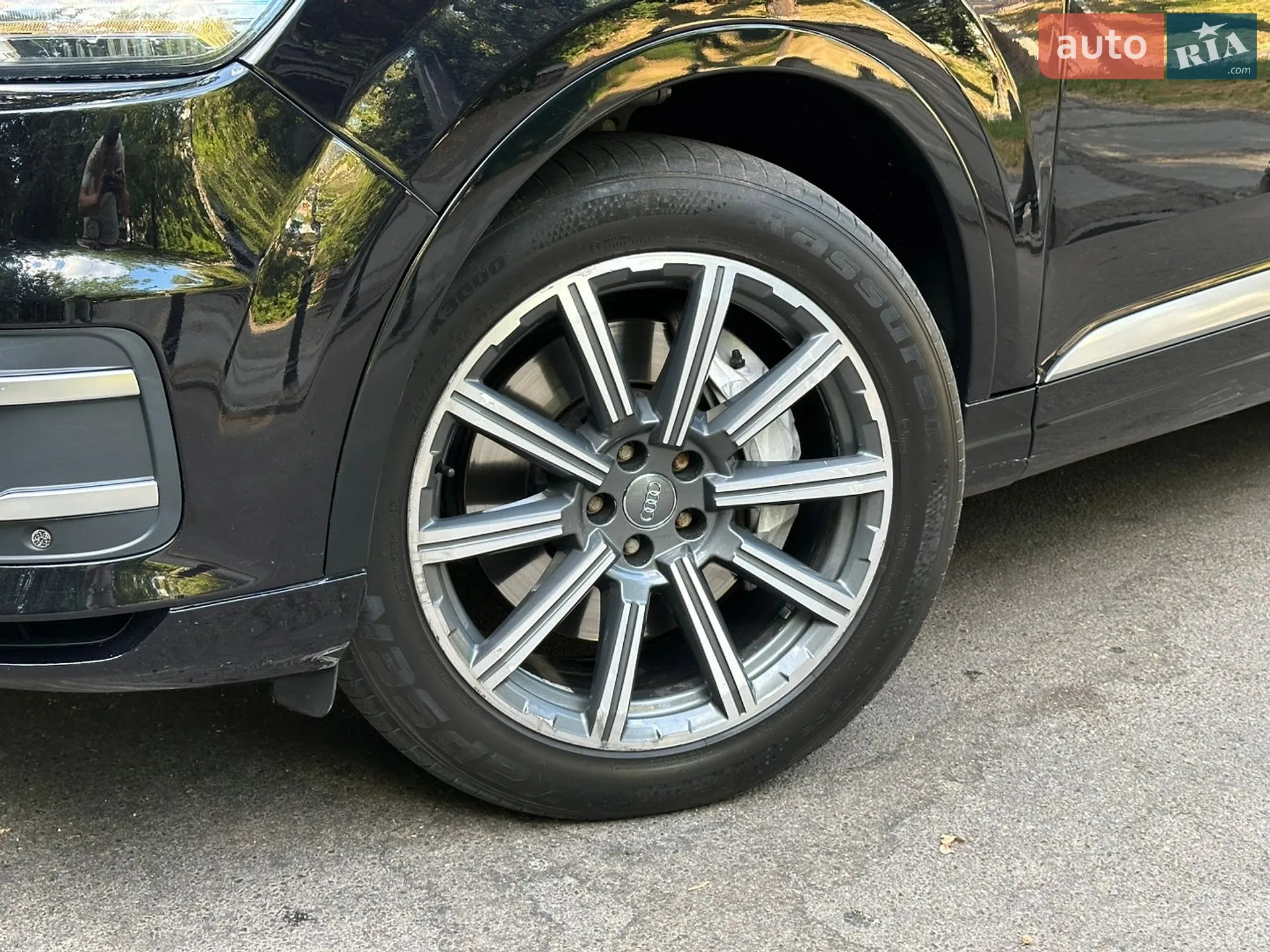 Audi Q7 2016 VIN WA1LAAF73HD013876 фото оголошення 4 з 40