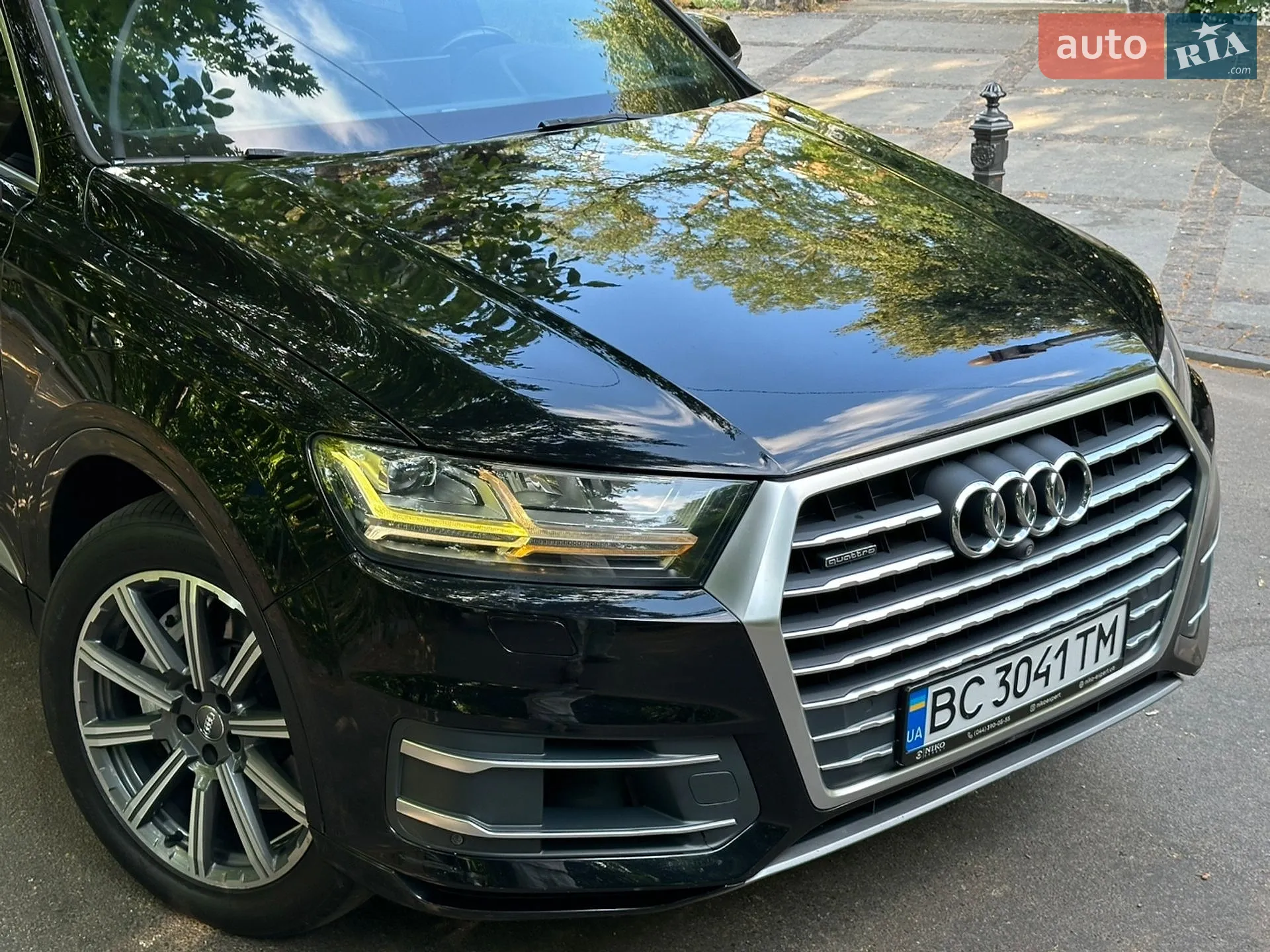Audi Q7 2016 VIN WA1LAAF73HD013876 фото оголошення 8 з 40