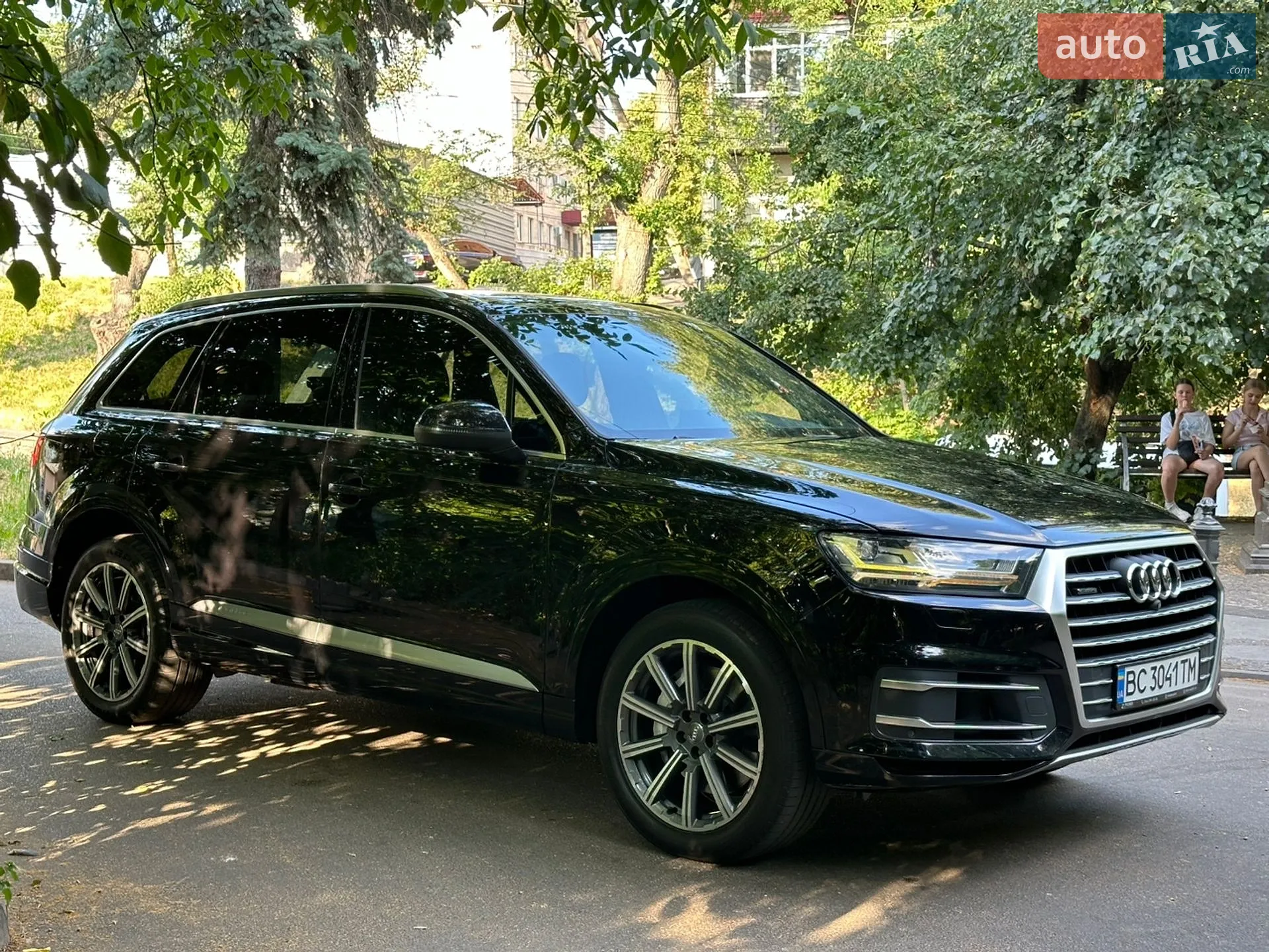 Audi Q7 2016 VIN WA1LAAF73HD013876 фото оголошення 11 з 40