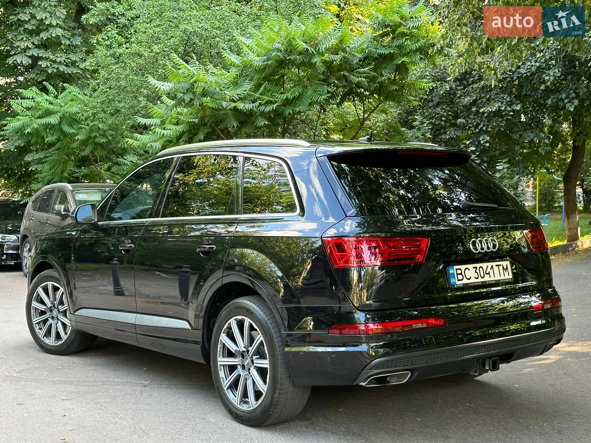Audi Q7 2016 VIN WA1LAAF73HD013876 фото оголошення 15 з 40