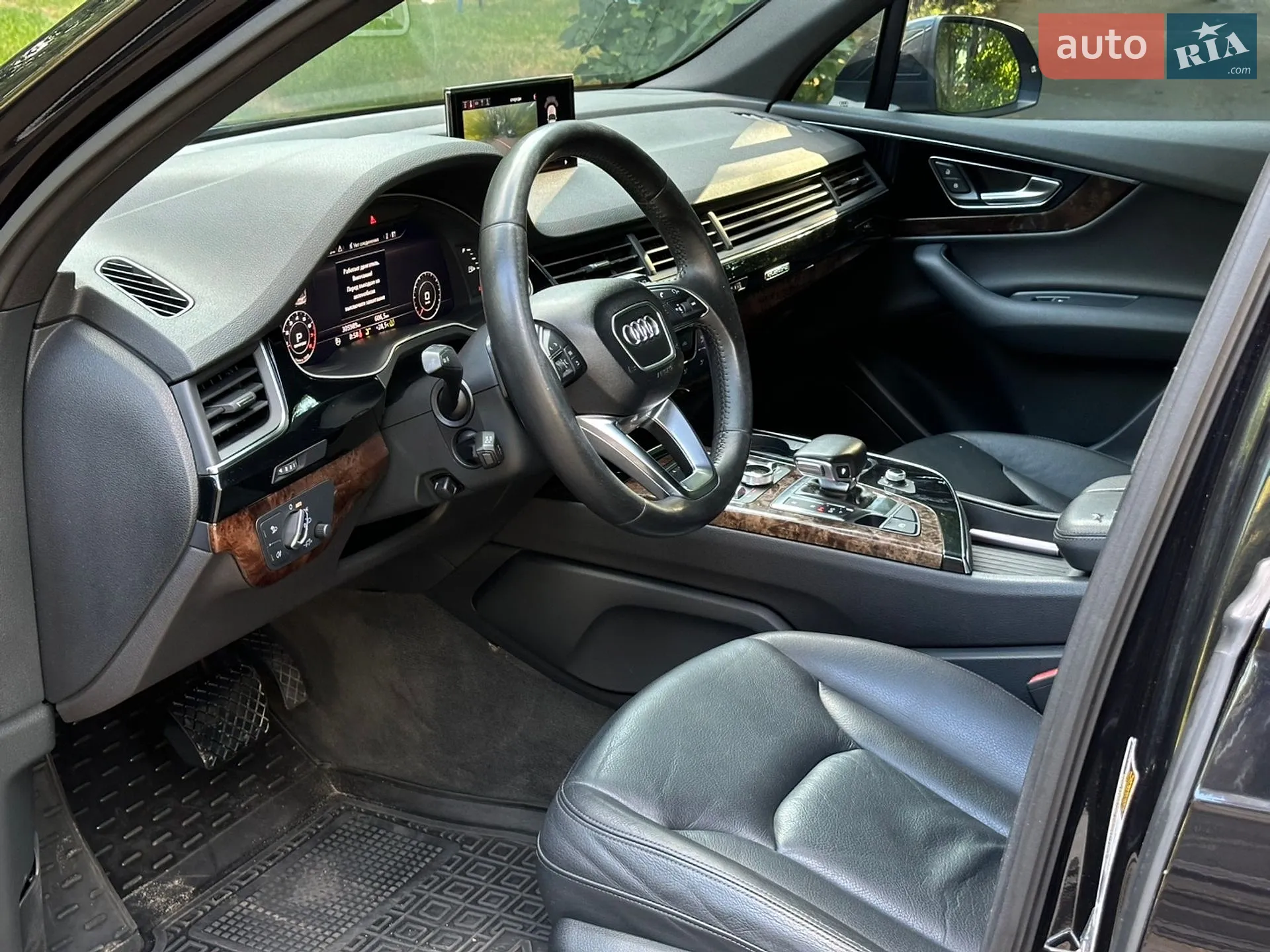 Audi Q7 2016 VIN WA1LAAF73HD013876 фото оголошення 32 з 40