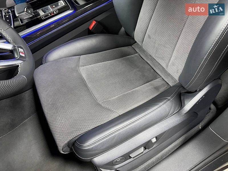 Внедорожник / Кроссовер Audi Q7 2021 в Киеве