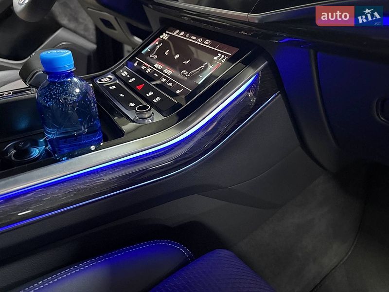 Внедорожник / Кроссовер Audi Q7 2021 в Киеве