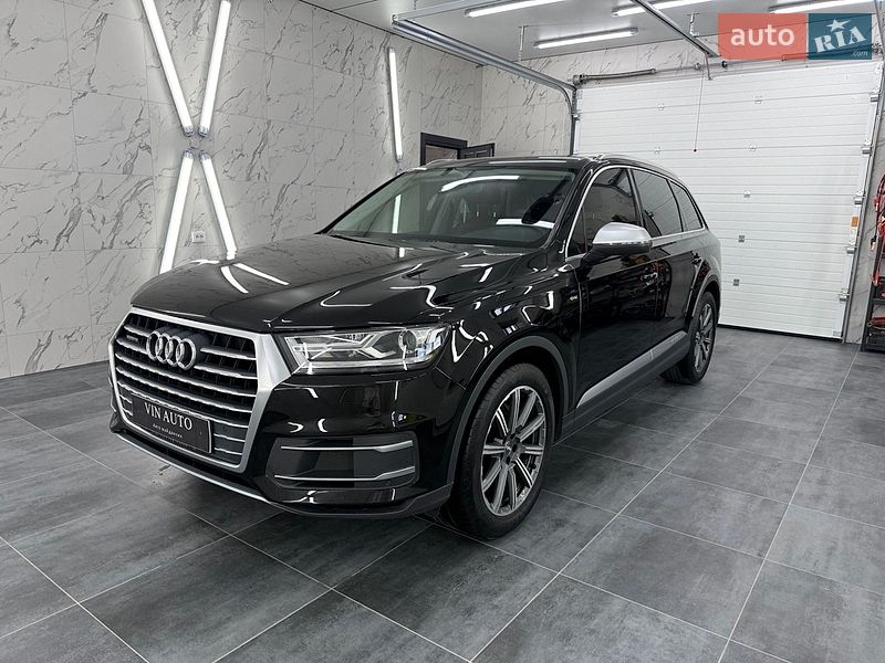 Внедорожник / Кроссовер Audi Q7 2017 в Тернополе