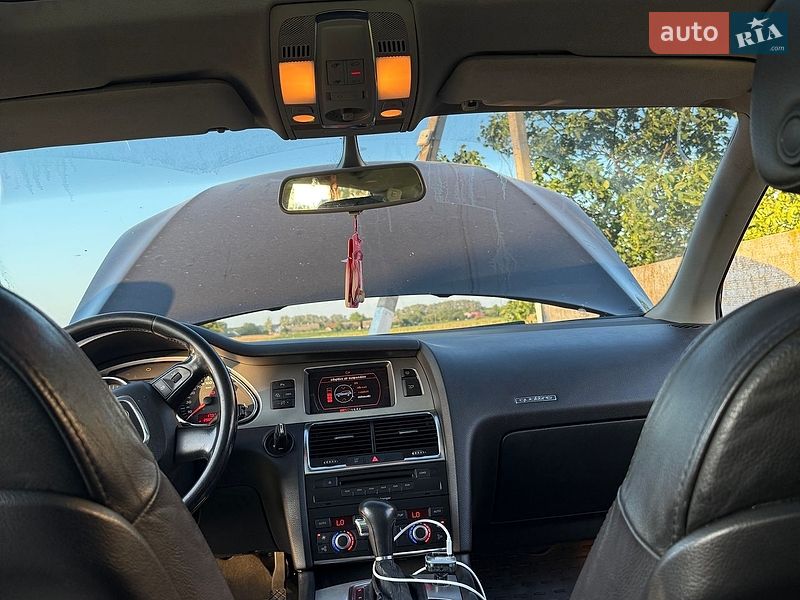 Позашляховик / Кросовер Audi Q7 2006 в Лохвиці
