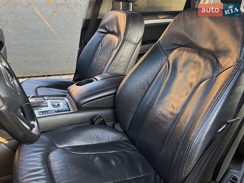 Позашляховик / Кросовер Audi Q7 2006 в Лохвиці