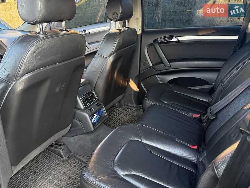 Позашляховик / Кросовер Audi Q7 2006 в Лохвиці