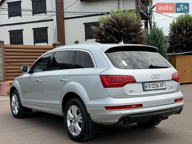 Внедорожник / Кроссовер Audi Q7 2011 в Киеве