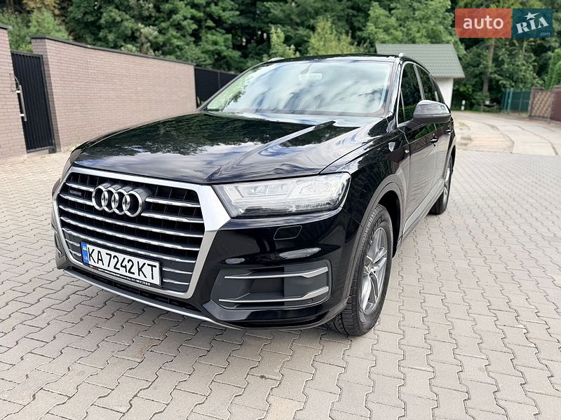 Внедорожник / Кроссовер Audi Q7 2016 в Хмельницком