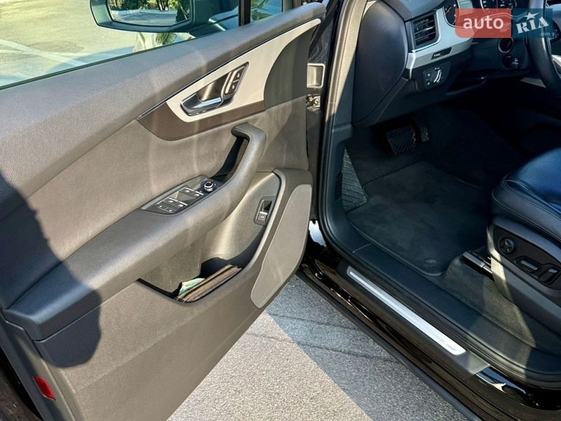 Внедорожник / Кроссовер Audi Q7 2018 в Запорожье фото 2 Внедорожник / Кроссовер Audi Q7 2018 в Запорожье