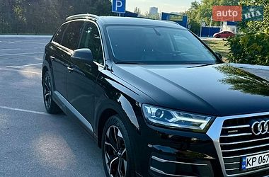 Audi Q7  2018