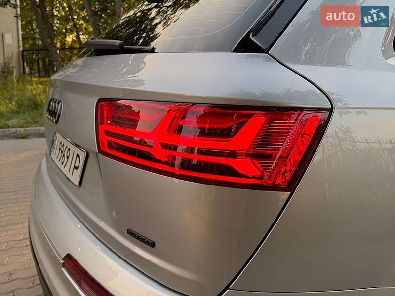 Позашляховик / Кросовер Audi Q7 2015 в Білій Церкві