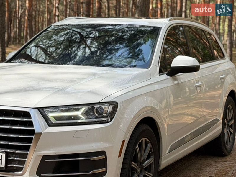 Внедорожник / Кроссовер Audi Q7 2016 в Львове