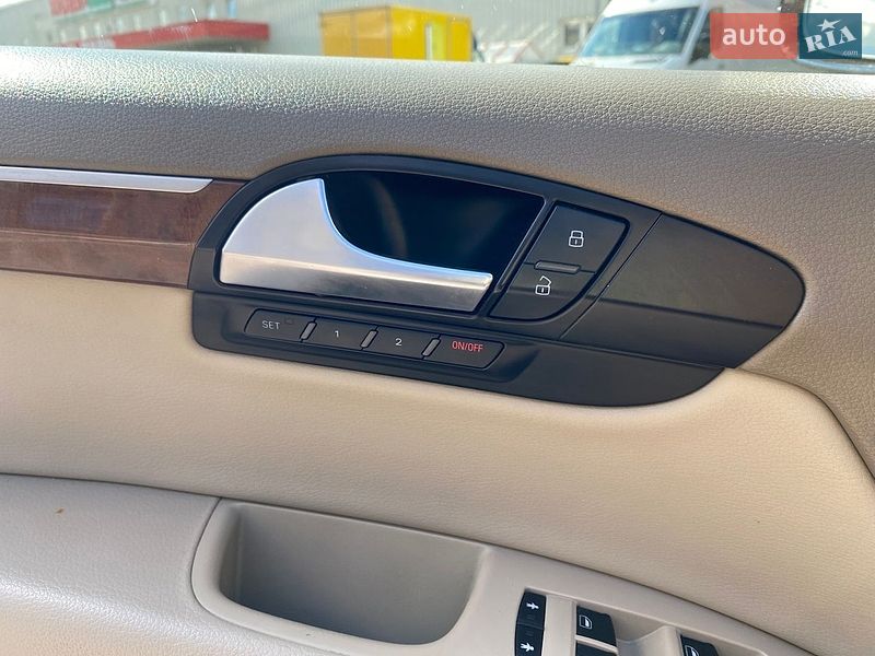 Внедорожник / Кроссовер Audi Q7 2011 в Львове фото 25 Внедорожник / Кроссовер Audi Q7 2011 в Львове