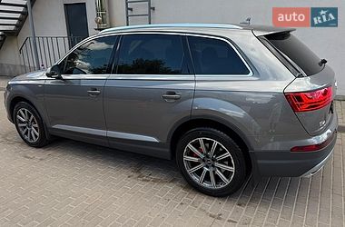Audi Q7 2016