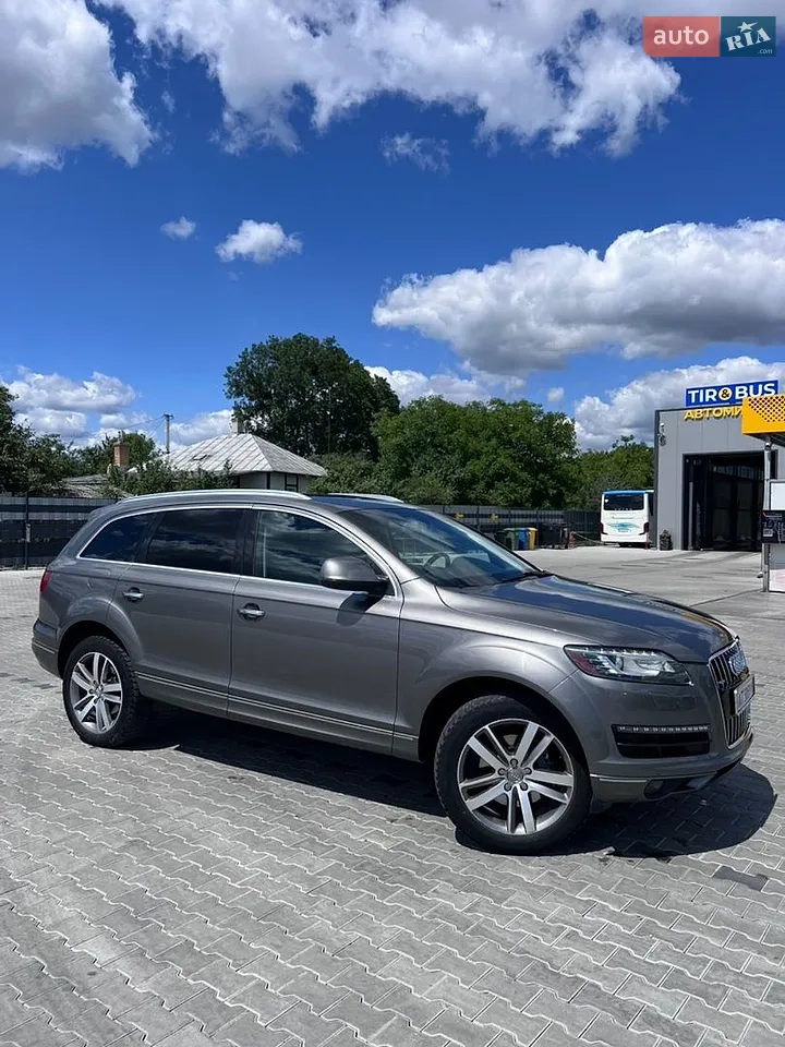2011 Audi Q7 - мініатюра 2