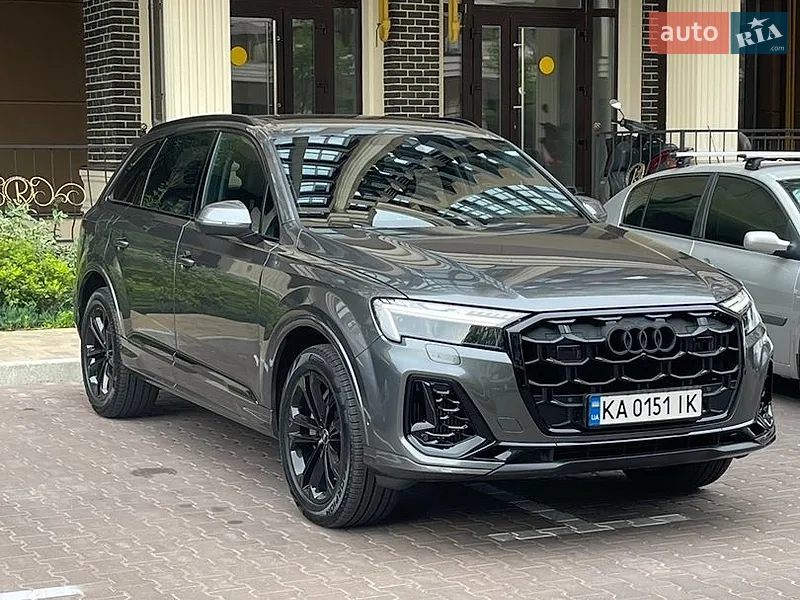 Audi Q7 2024