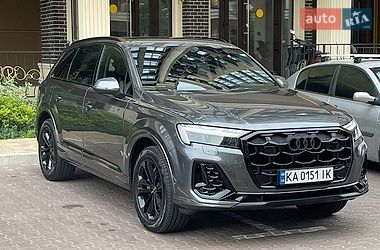 Audi Q7 2024