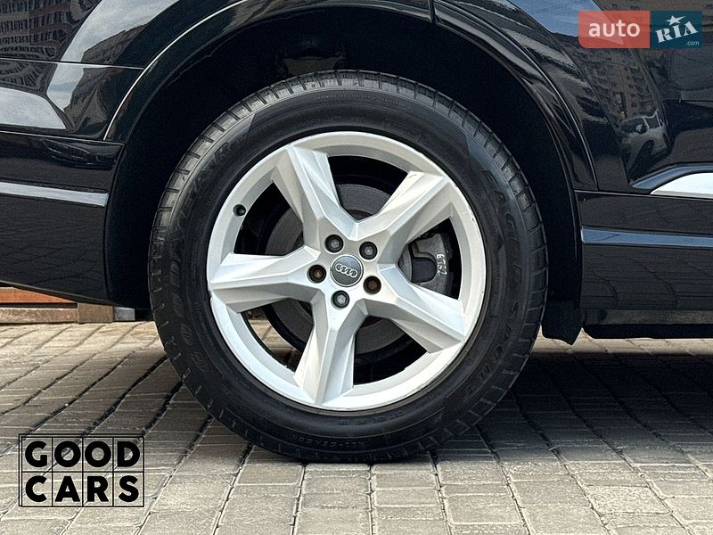 Позашляховик / Кросовер Audi Q7 2017 в Одесі фото 13 Позашляховик / Кросовер Audi Q7 2017 в Одесі