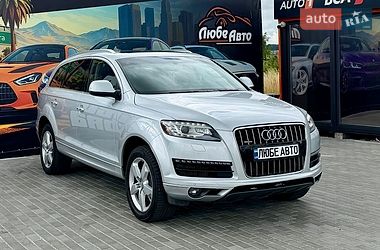 Позашляховик / Кросовер Audi Q7 2012 в Львові