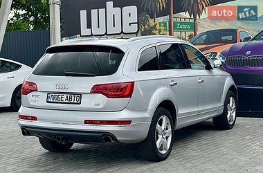 Позашляховик / Кросовер Audi Q7 2012 в Львові
