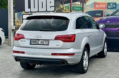 Позашляховик / Кросовер Audi Q7 2012 в Львові