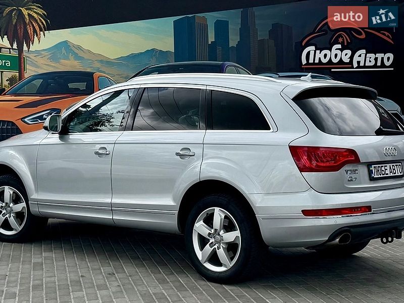 Позашляховик / Кросовер Audi Q7 2012 в Львові