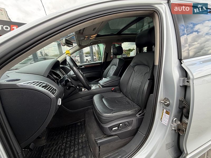 Позашляховик / Кросовер Audi Q7 2012 в Львові