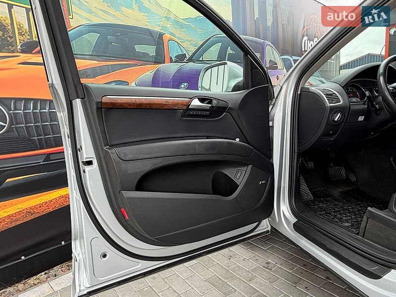 Позашляховик / Кросовер Audi Q7 2012 в Львові