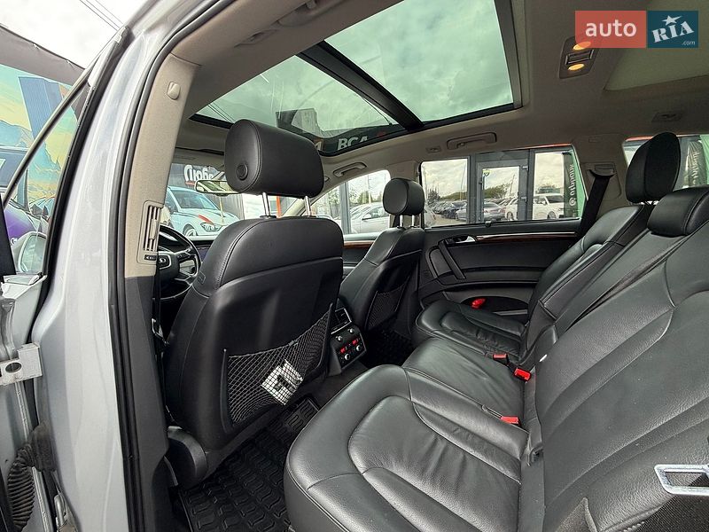 Позашляховик / Кросовер Audi Q7 2012 в Львові