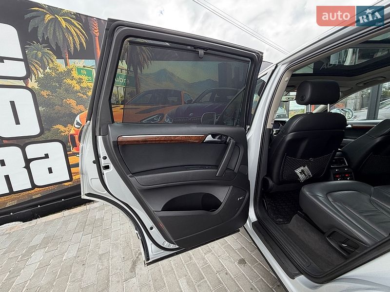 Позашляховик / Кросовер Audi Q7 2012 в Львові