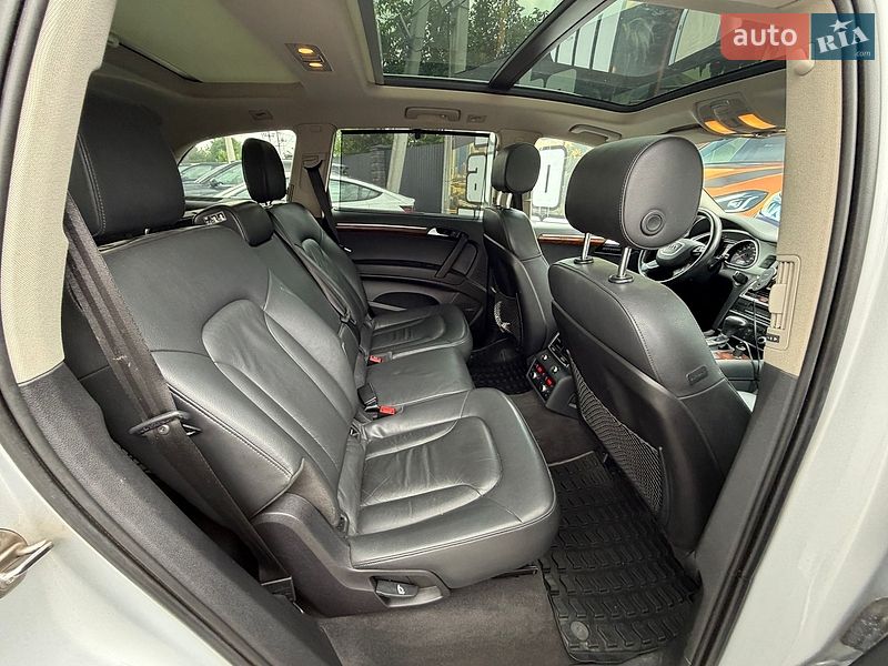 Позашляховик / Кросовер Audi Q7 2012 в Львові
