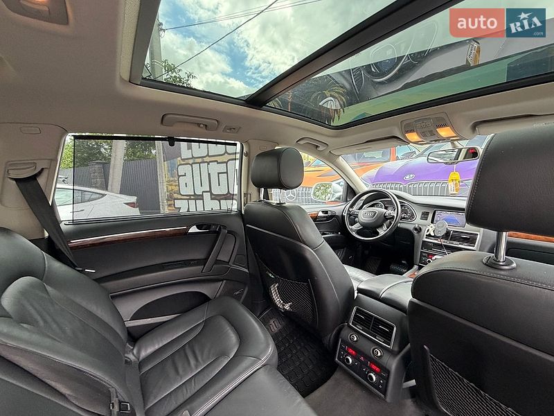 Позашляховик / Кросовер Audi Q7 2012 в Львові