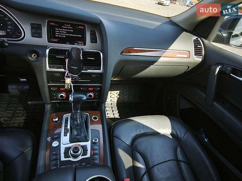 Внедорожник / Кроссовер Audi Q7 2015 в Днепре