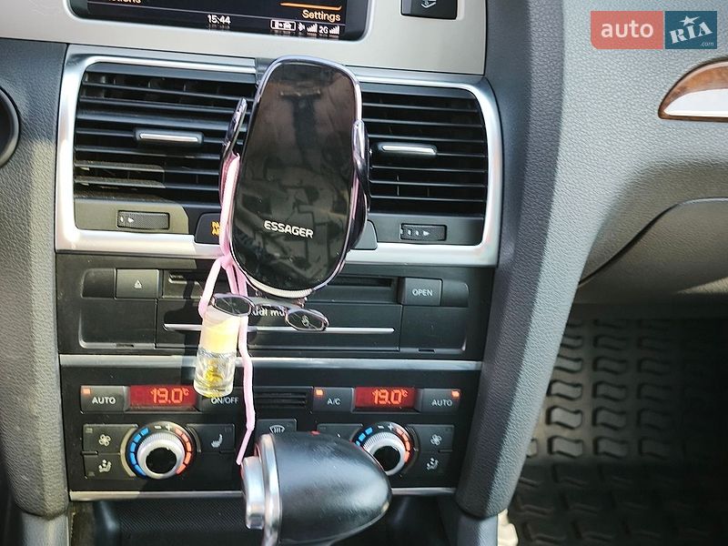 Внедорожник / Кроссовер Audi Q7 2015 в Днепре