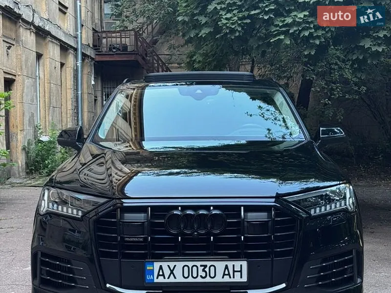 Audi Q7