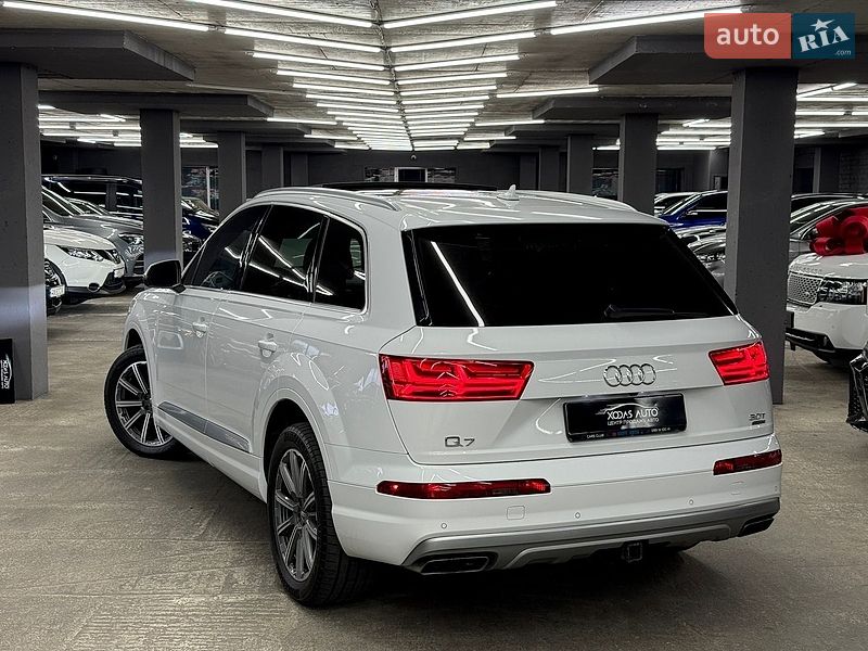 Внедорожник / Кроссовер Audi Q7 2018 в Харькове